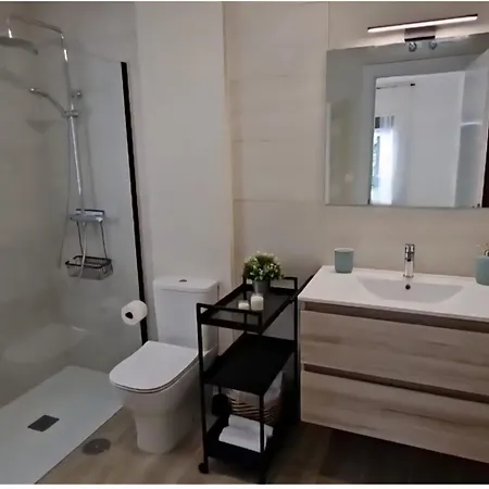 Acogedor Y Moderno En